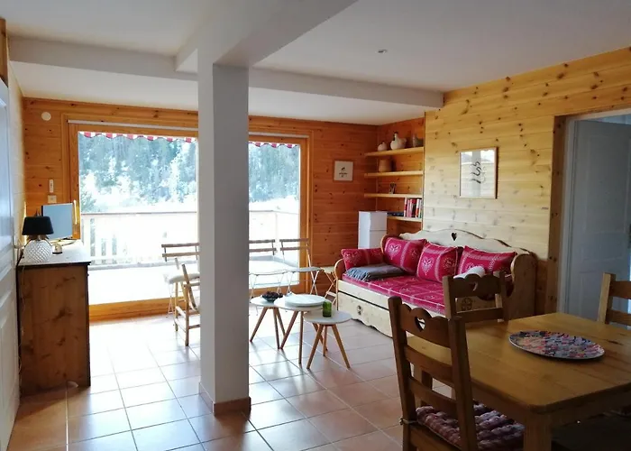 Apartment La Godille